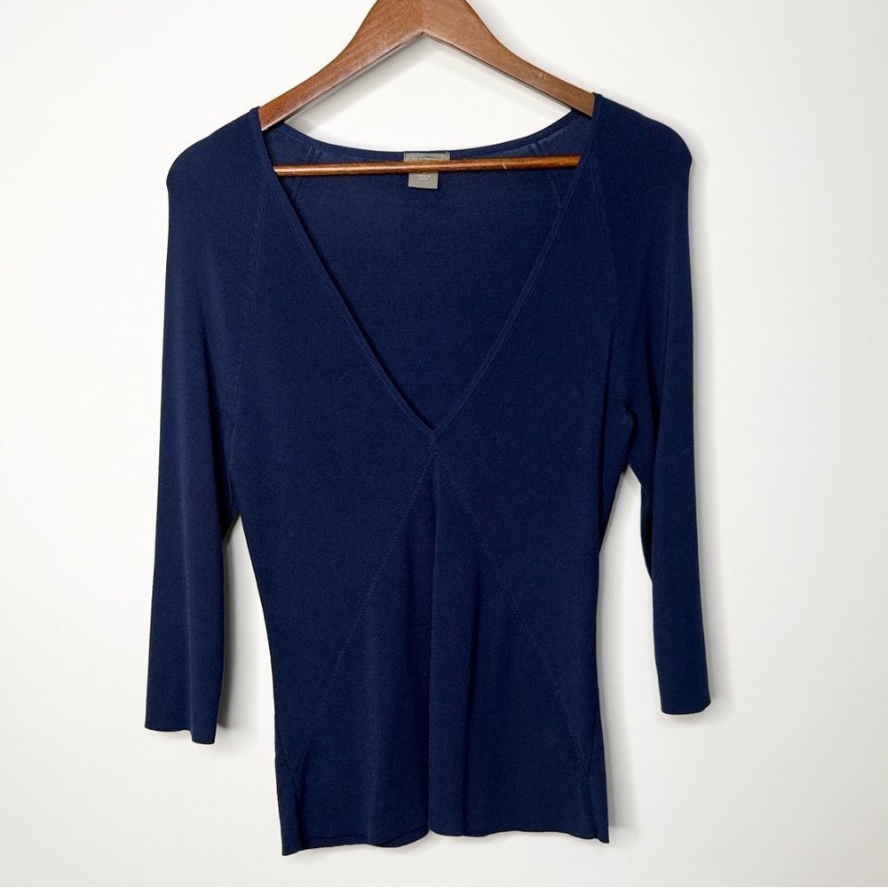 Ann Taylor Navy V-Neck Sweater Size Medium